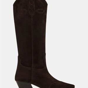 NWOT Steve Madden Dollie Brown Suede Boots